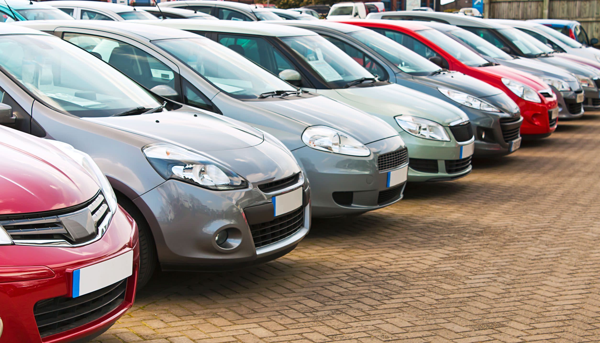 Sell Your Car Online in Macedonia